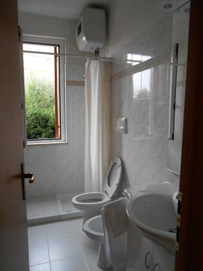Monolocale A Peschiera Del Garda Vista Lago Apartment Luaran gambar